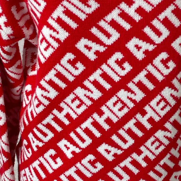 Asos Women's NEW Authentic Red Long Sleeve Crewneck Sweater Size Small - Picture 11 of 11